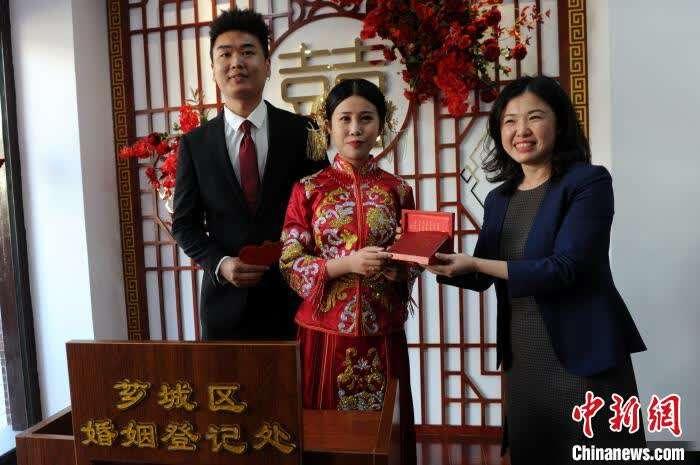 福建彩票市场再燃喜庆烟火，大奖得主喜获巨额奖金—福建彩票中奖新闻纪实