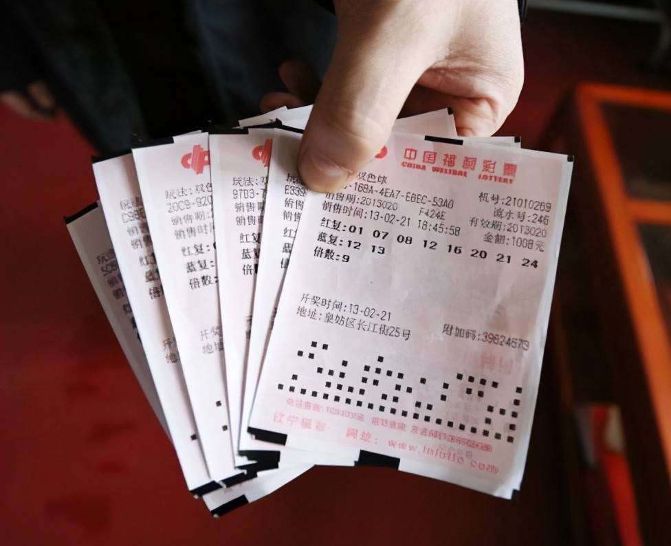 中彩票后的生活巨变与心态调整